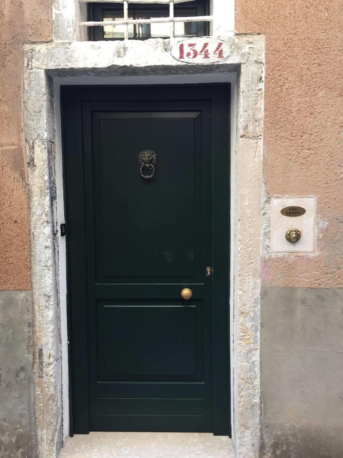 Rosso Charm B&B Venesia Bagian luar foto